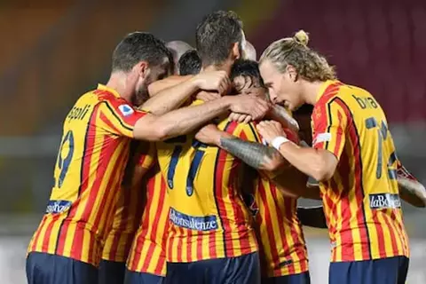 الدوري الإيطالي.. ليتشي ينتزع فوزًا ثمينًا أمام بيزا